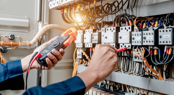 Best Circuit Breaker Repair  in Woodsi East, DE